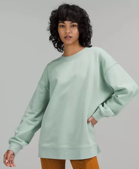 Perfectly Oversized Crew Color in SVBL size in 8 NWT