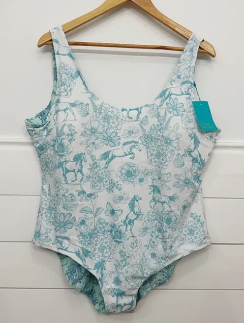 NWT! Women’s Posh Peanut Reversible One Piece Swimsuit Size 2XL