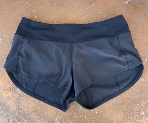 hotty hot black shorts sz 6