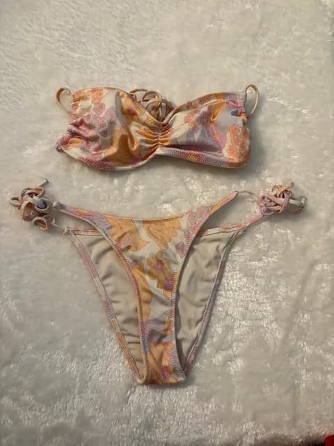 Triangl Bikini Set
