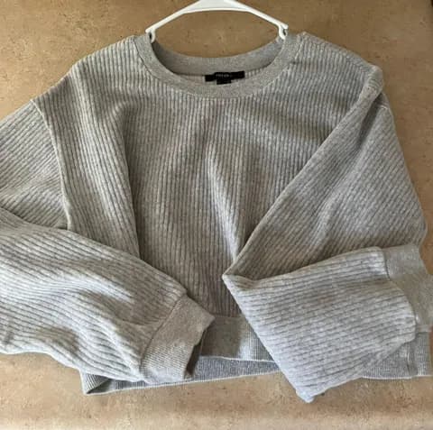 Grey Cropped Sweater Size M