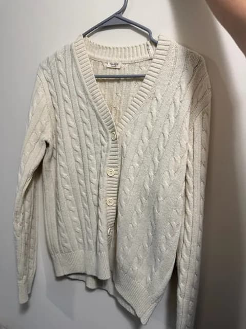Brandy Melville Sweater