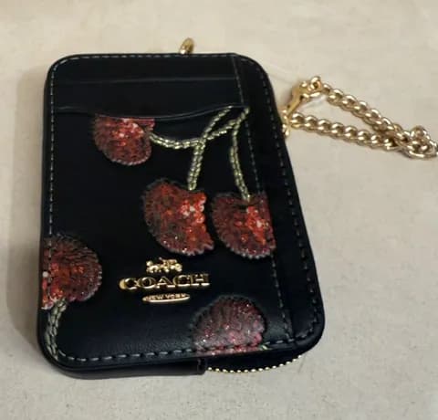 coach Zip Card Case With Cherry Print cdf99