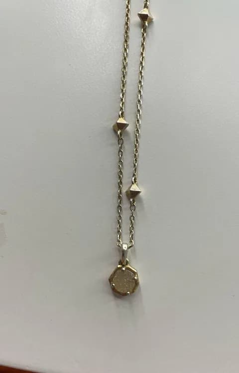 Kendra Scott Necklace