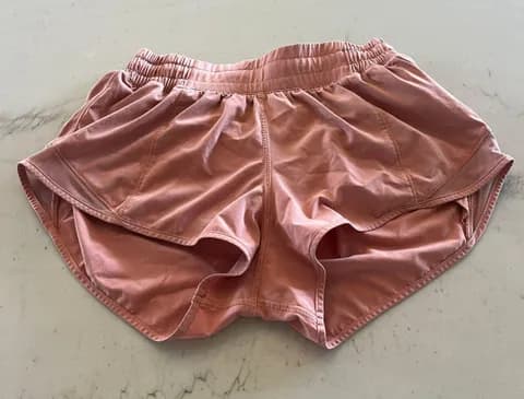 Hotty Hot Short 2.5”