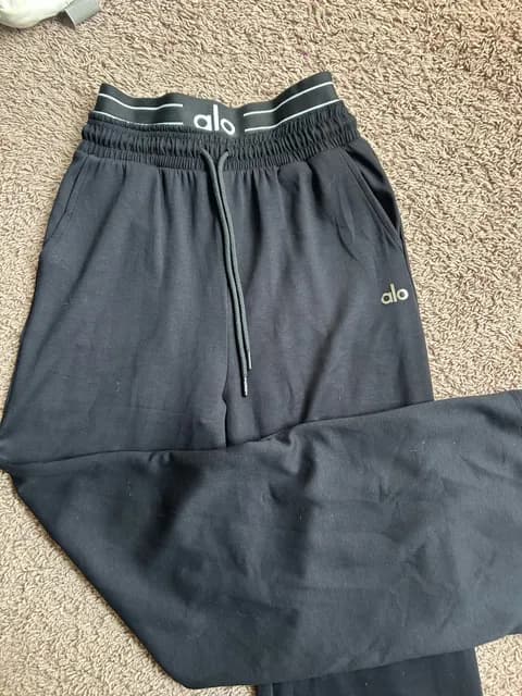 Alo Yoga Pants