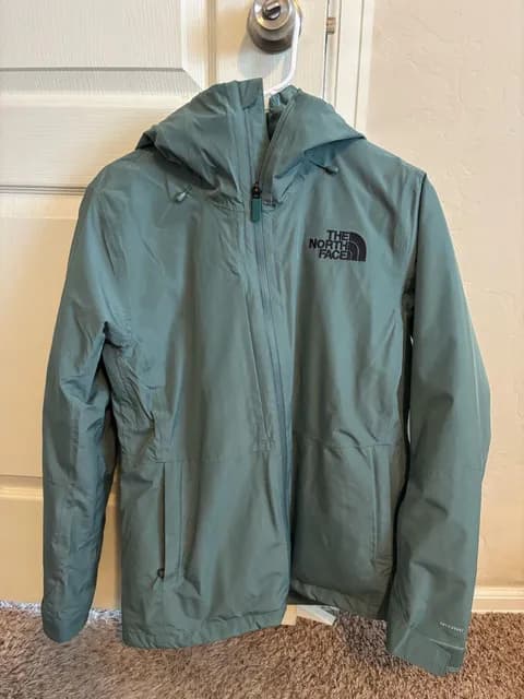 The North Face Women’s Snow Jacket Thermoball Eco Triclimate