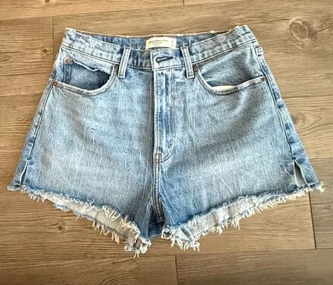 Abercrombie Mom Shorts Curve Love High-Rise