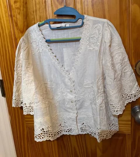 Jenni Cream Embroidered Button-Front Blouse
