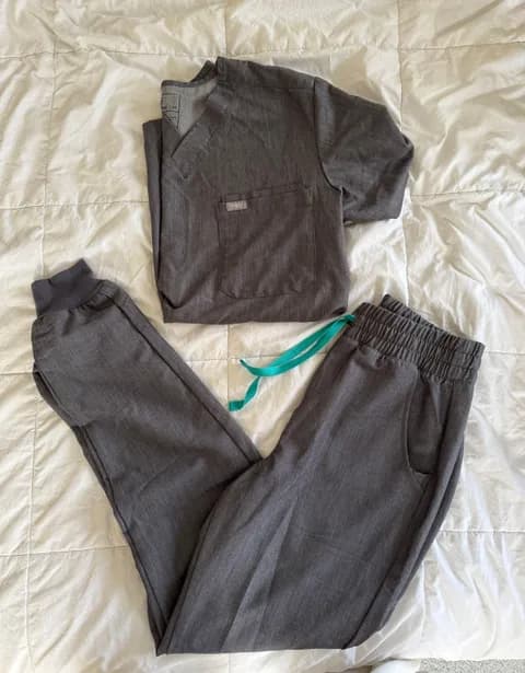 Scrubs Set