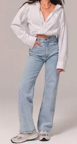Abercrombie The 90s Relaxed Jean High Rise