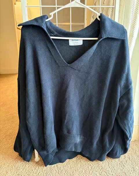 Old Navy Sweater