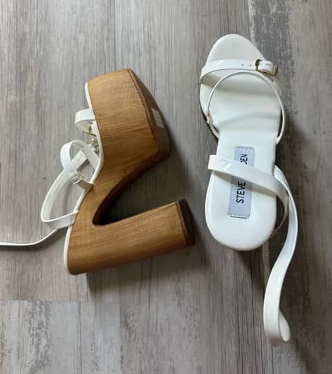Steve Madden platform sandals