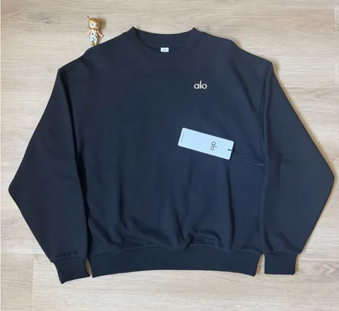 Alo Yoga Accolade Black Crewneck Pullover