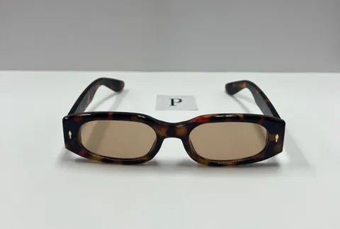 90s style brown leopard sunglasses / small retro leopard sunglasses