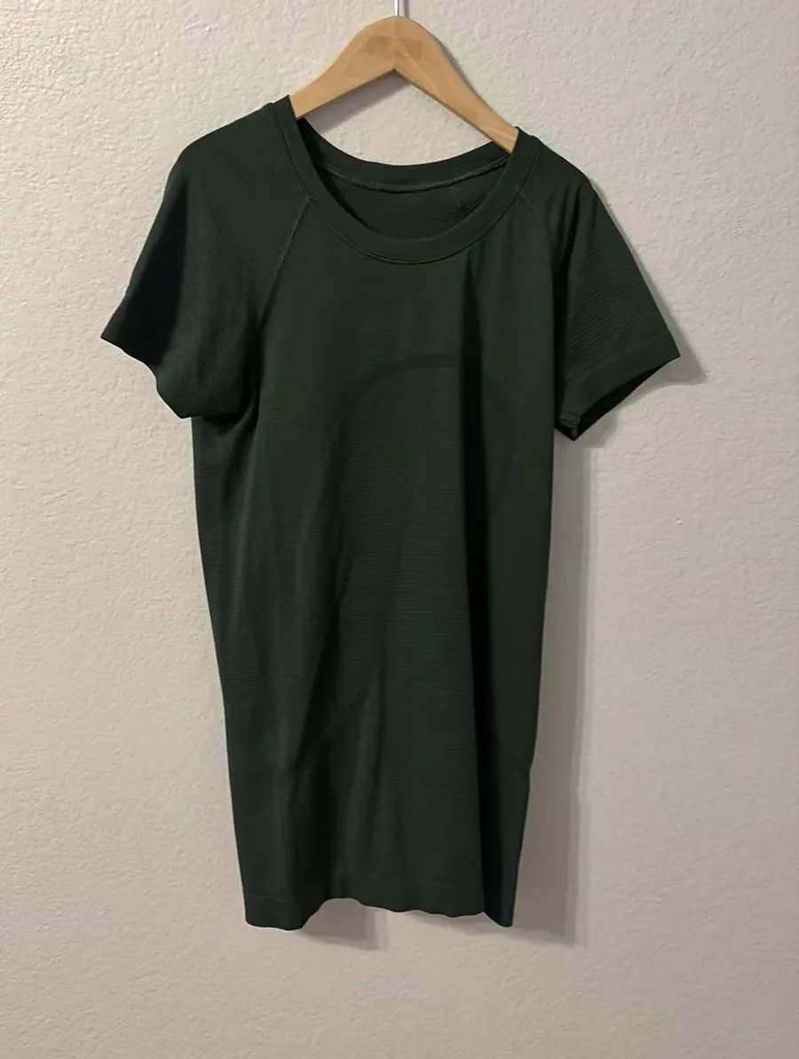 Lululemon Swiftly Tech Short Sleeve Hip Length