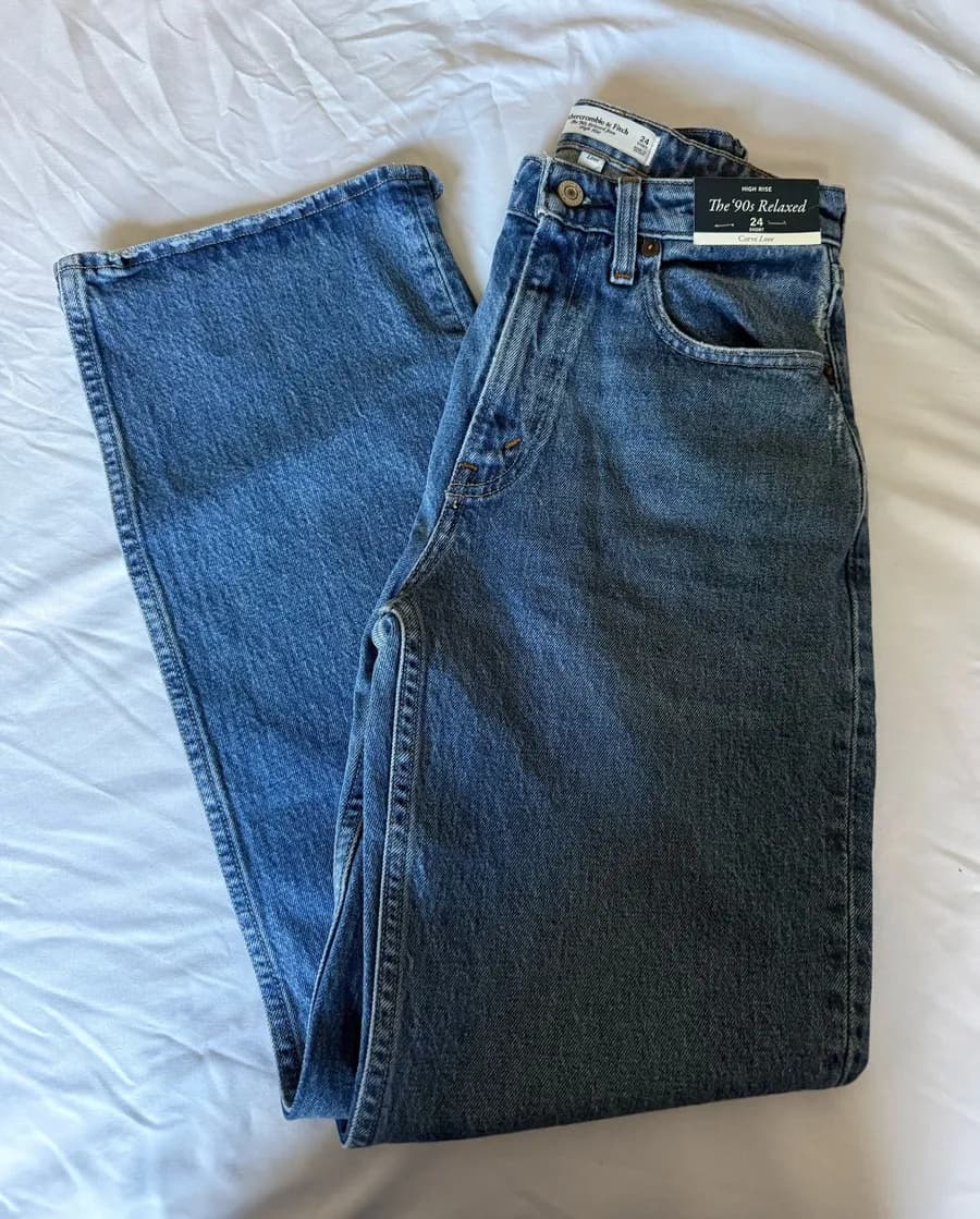 Abercrombie High-Rise Jeans