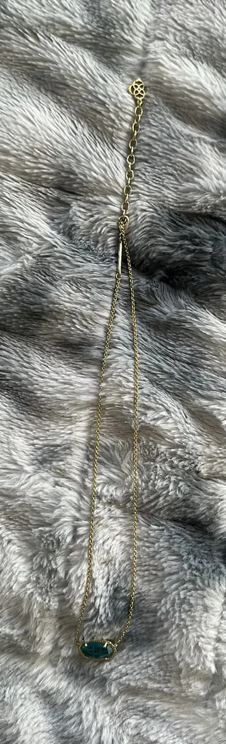 Kendra Scott Necklace