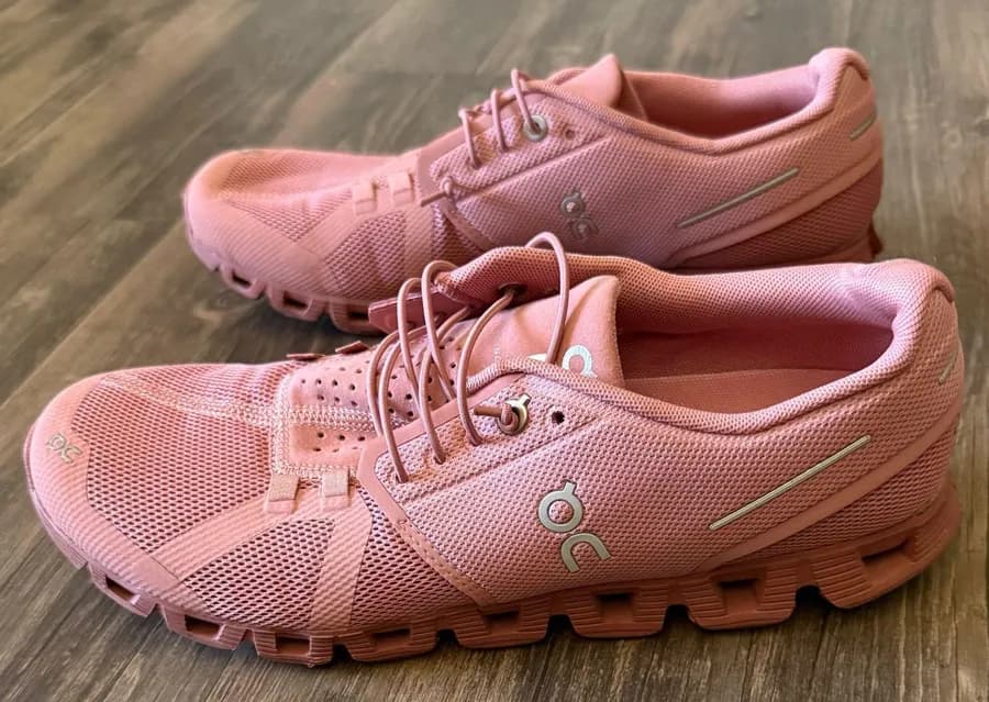On Cloud Monochrome Sneakers