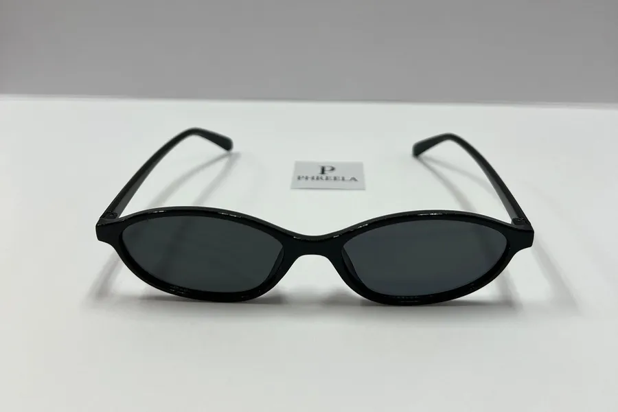 90s Small Oval Black Sunglasses