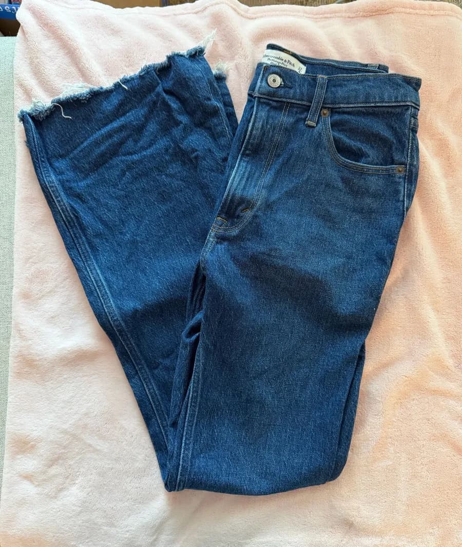 Abercrombie High-Rise Jeans