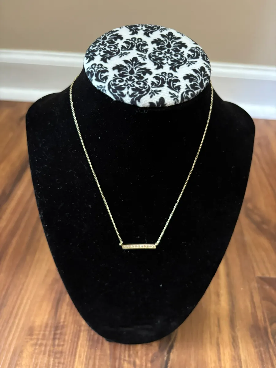 Neckalce