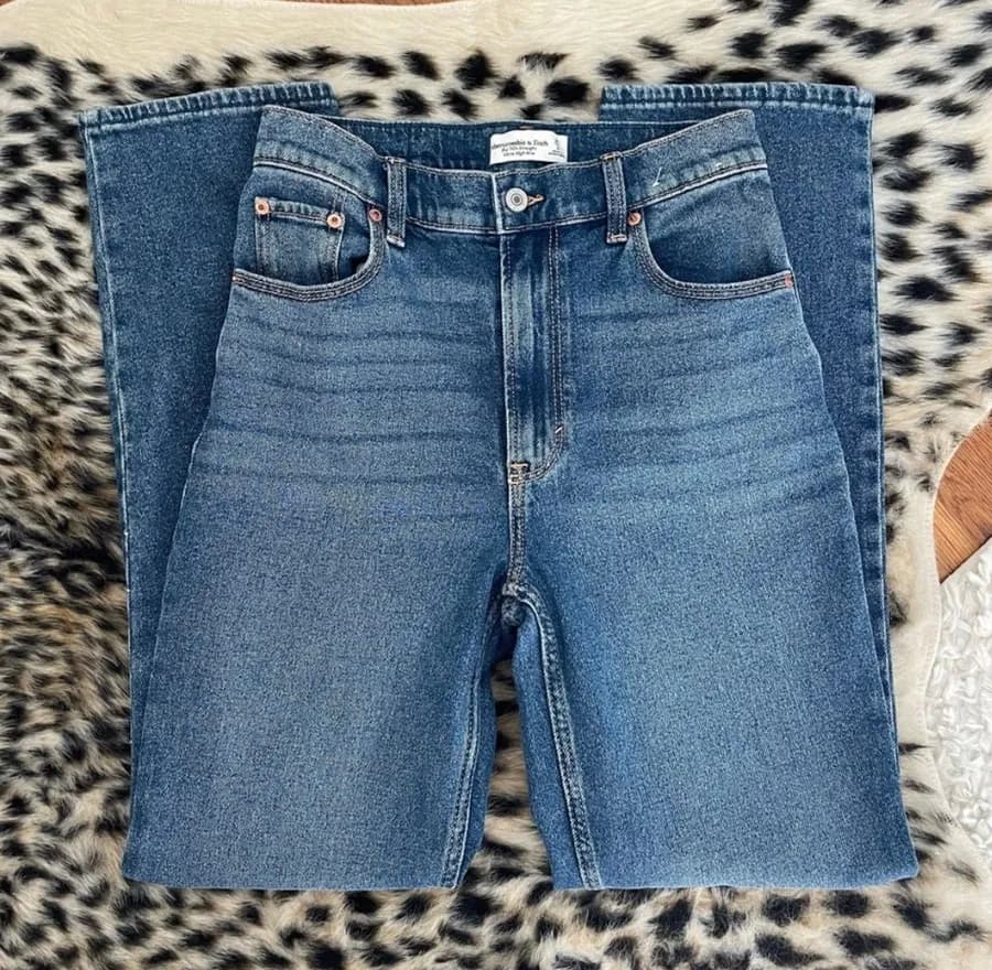 Dark Wash The 90s Straight Ultra High Rise Jeans