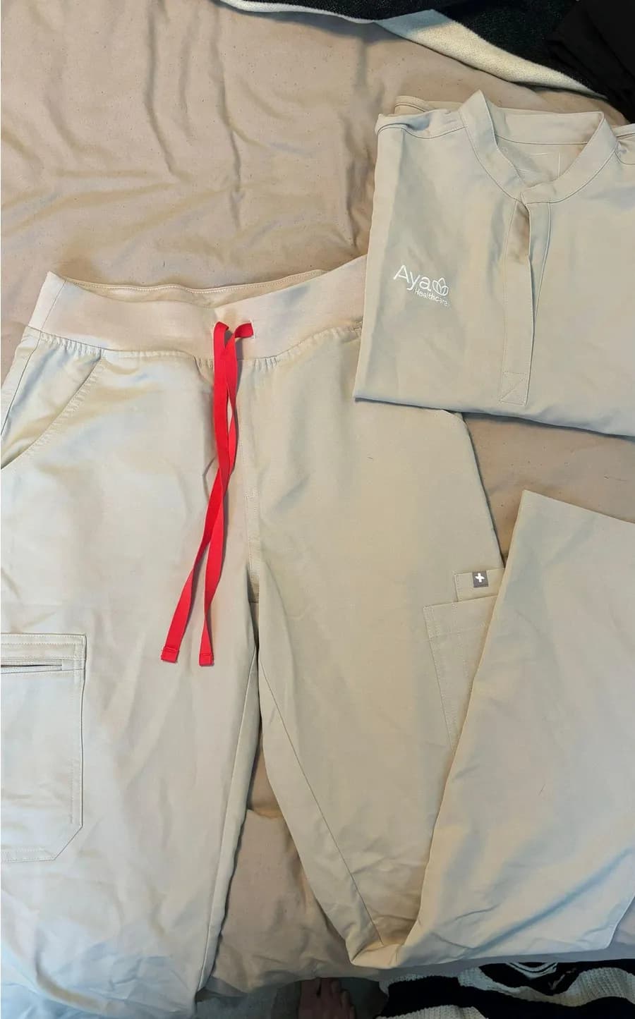 FIGS Set Scrubs