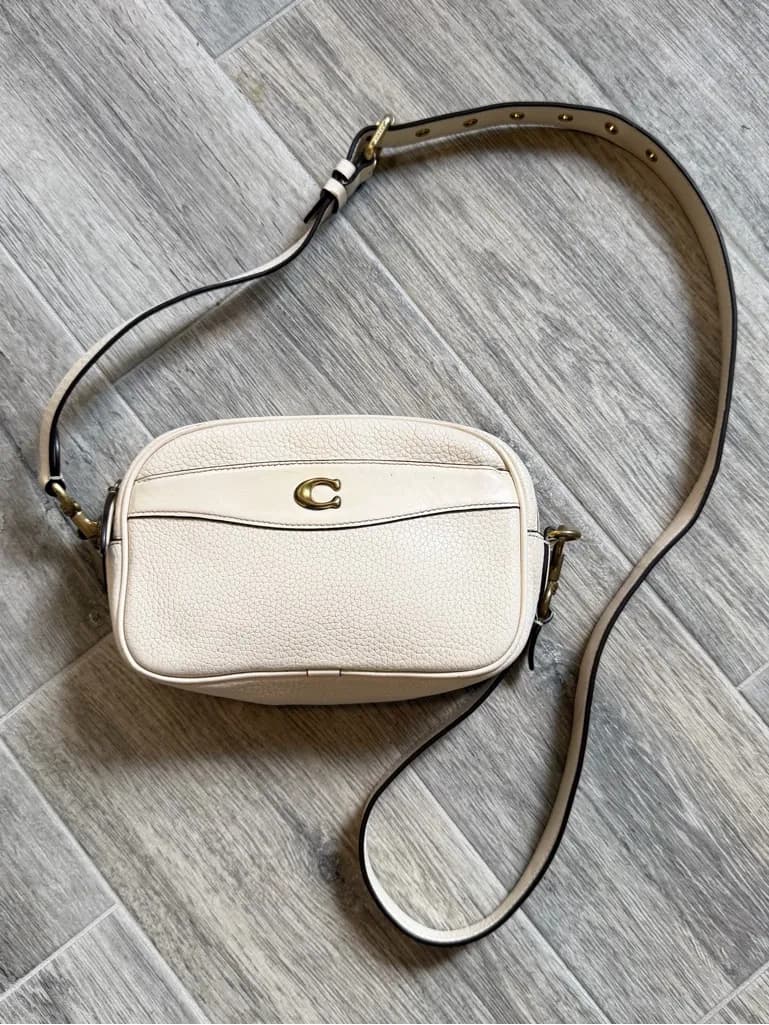 Coach Soft Pebbled Leather
Camera Bag CC386 Chalk Cream