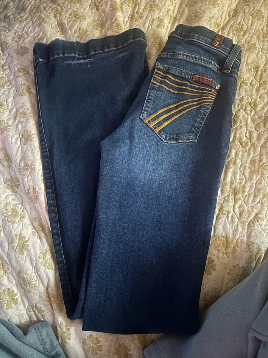 7 For All Mankind