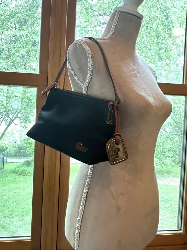 Dooney & Bourke Black Nylon Small Shoulder Bag Duck Logo Y2K Purse