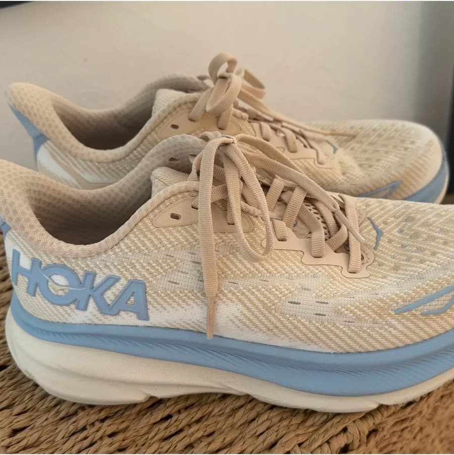 Hoka Clifton Women’s Running Shoes 7B