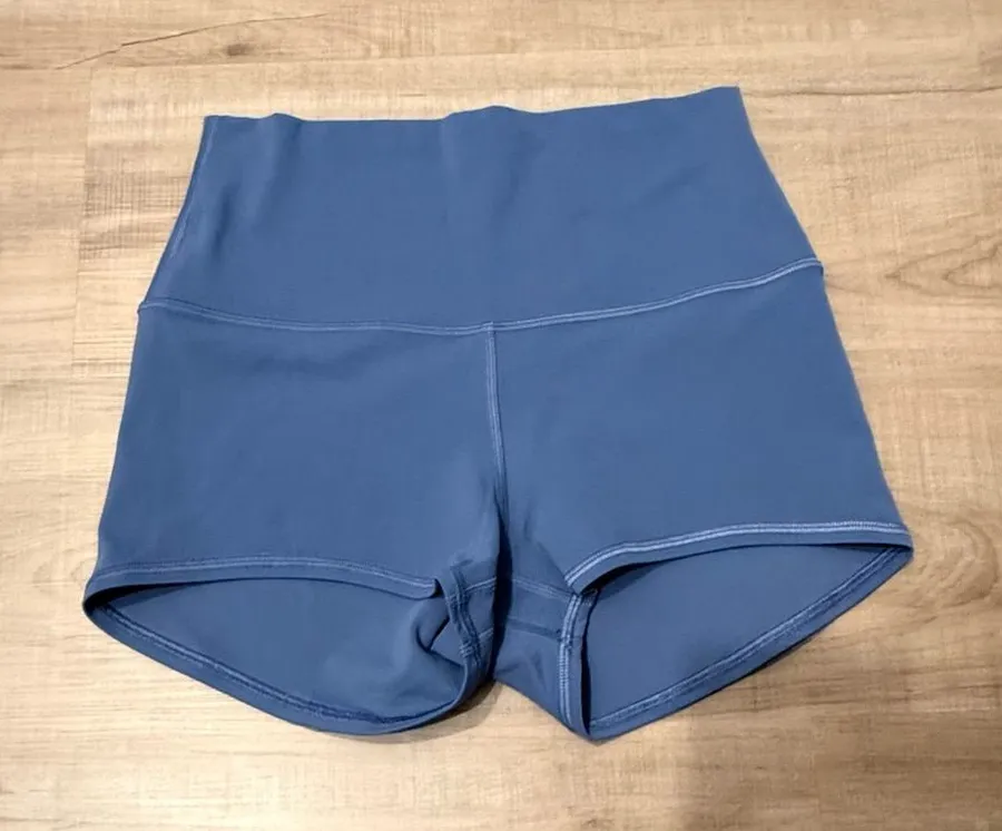 lululemon Align High-Rise Short 2"!